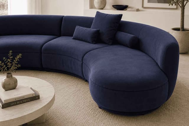 Martha Grand Sectional Sofa — photo 2