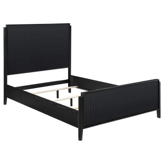 Brookmead Bedroom Set — photo 3
