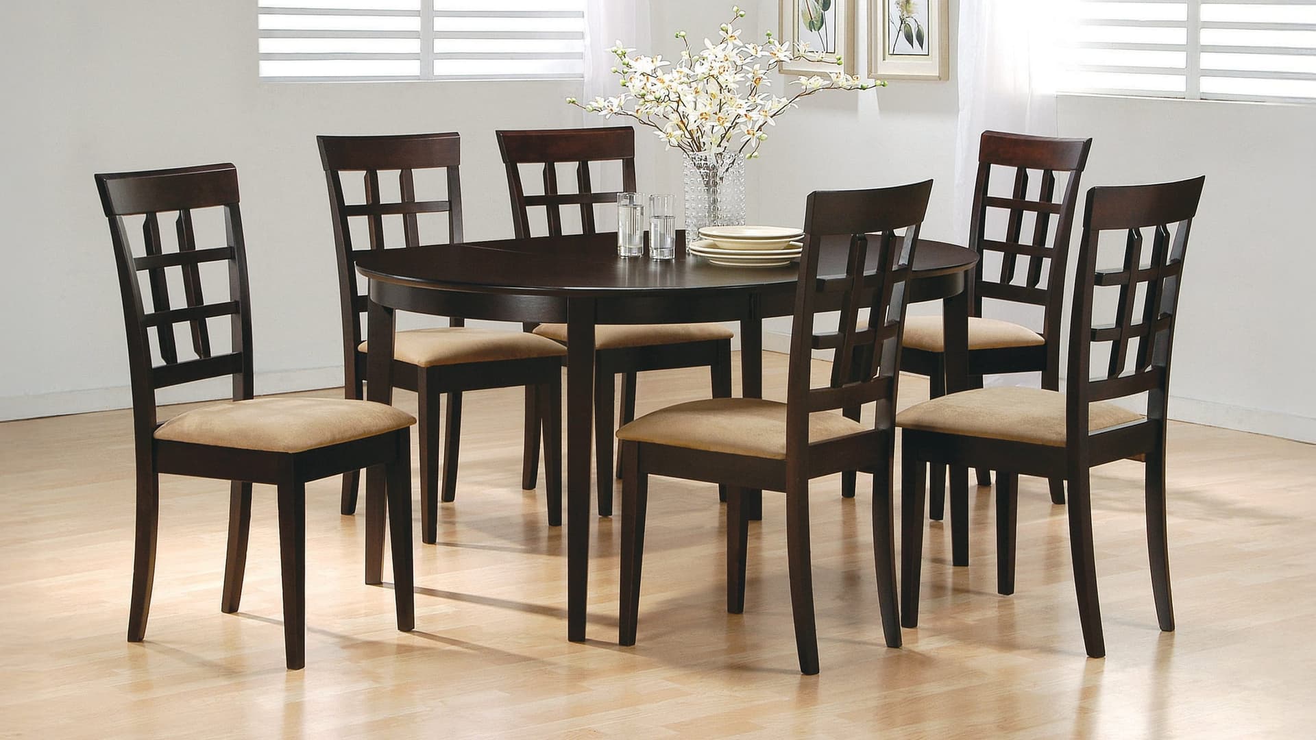Gabriel Lattice-Back Oval Extension Dining Set