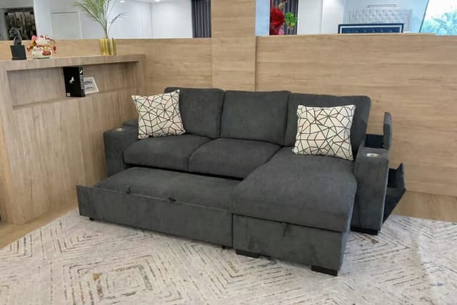 Melbourne - Sectional — photo 9