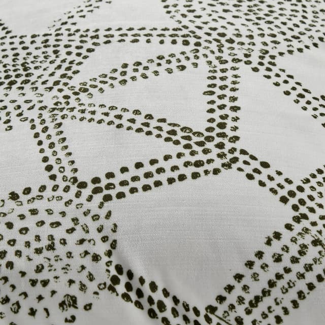 Seth Pillow — photo 4