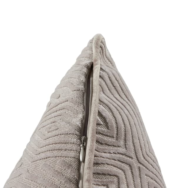 Petra Pillow — photo 5