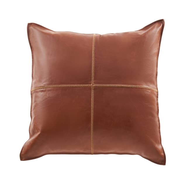 Alfonso Pillow — photo 1