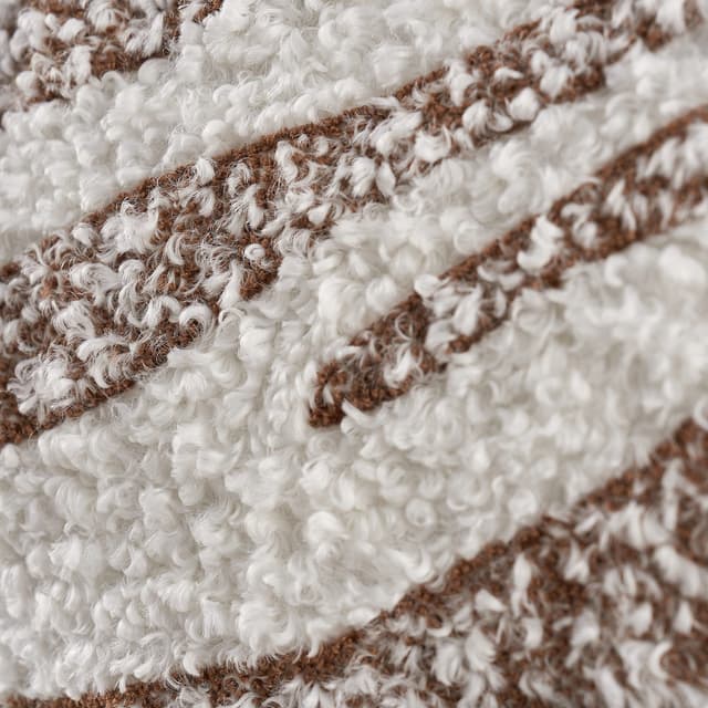 Arne Pillow — photo 4