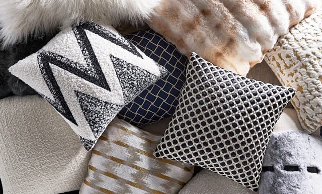 Janet Pillow — photo 2