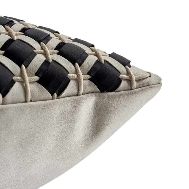 Bibiano Pillow — photo 7