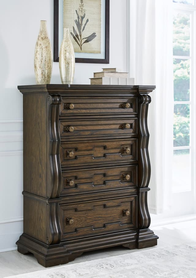 B947 - 5pc Bedroom Set — photo 4