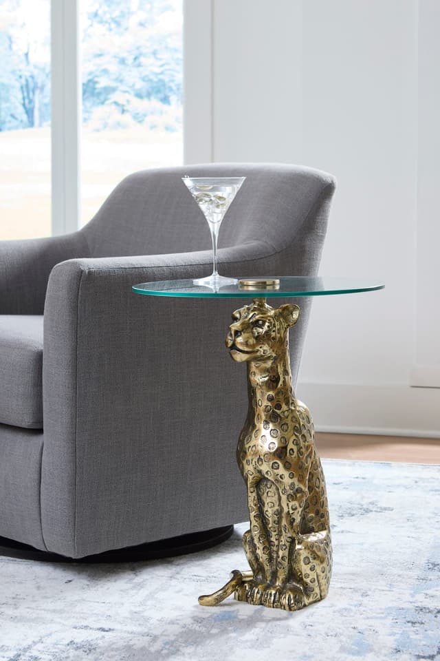 Ashley A4000605 Accent Table — photo 1