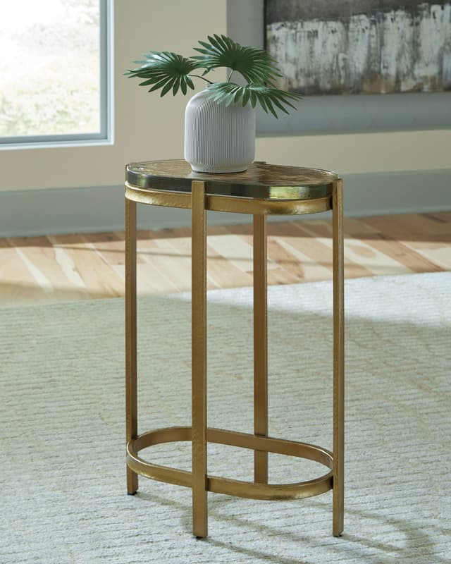 Ashley A4000716 - Accent Table — photo 1
