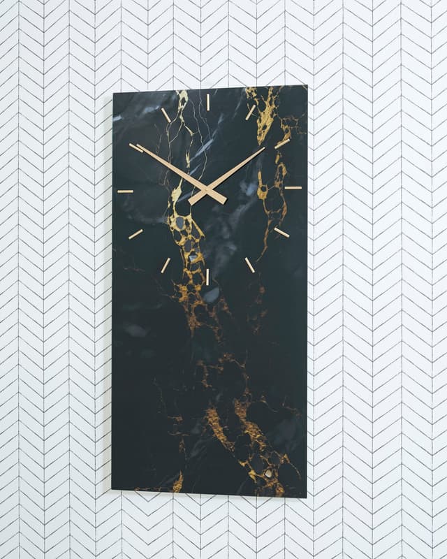 Ashley A8010430 - Wall Clock — photo 1