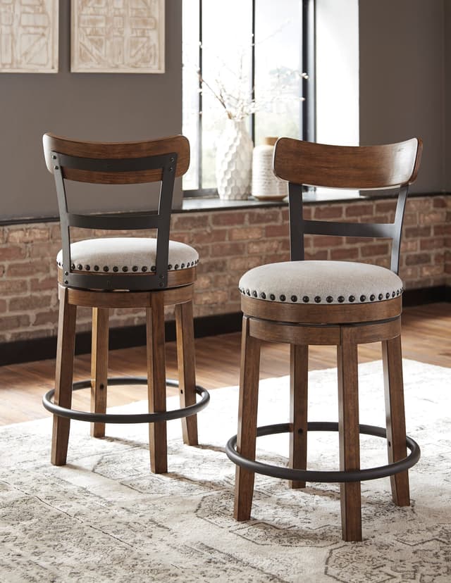 D546-424 - 24" COUNTERHEIGHT Swivel Barstool — photo 1