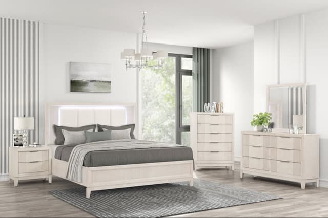 Uptown 4pc or 5pc Bedroom Set — photo 5