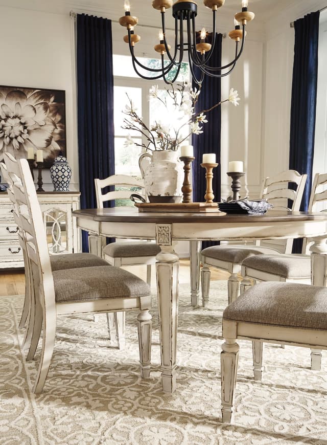 D743 - 7pc Dining Set — photo 3