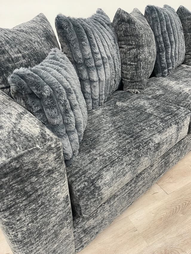 410 - Sofa and Loveseat Set (Charcoal) — photo 1