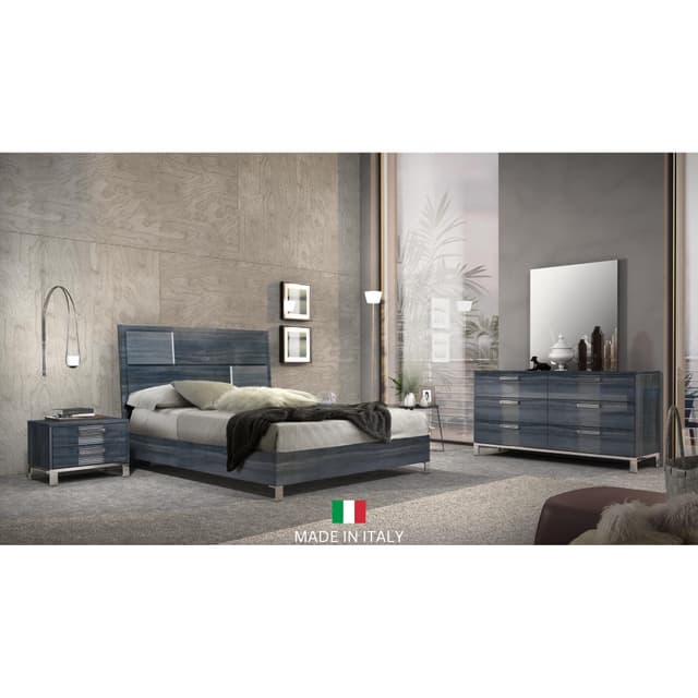 Delia Collection — photo 1