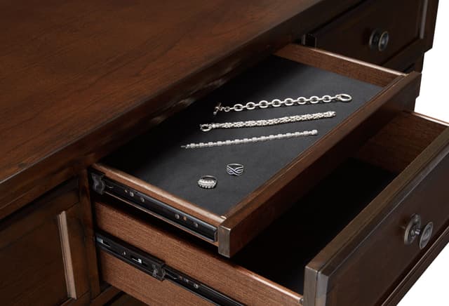Ashley B697 - 5pc Bedroom Set — photo 2