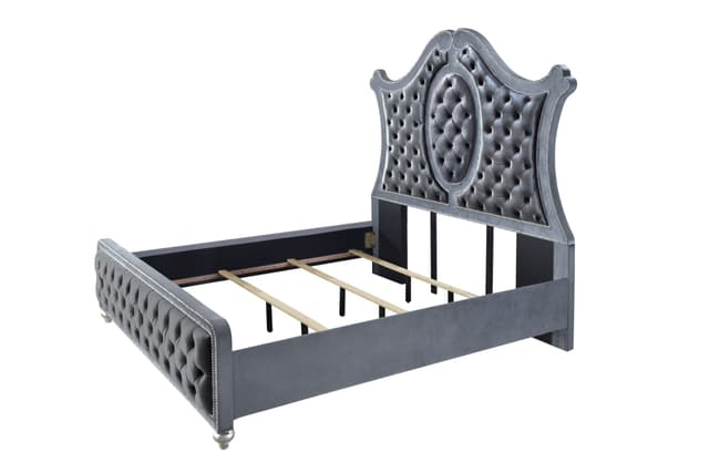 Cameo Bed — photo 2