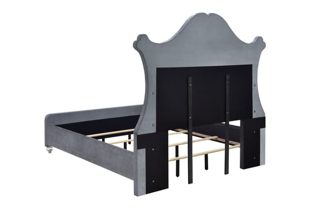 Cameo Bed — photo 3