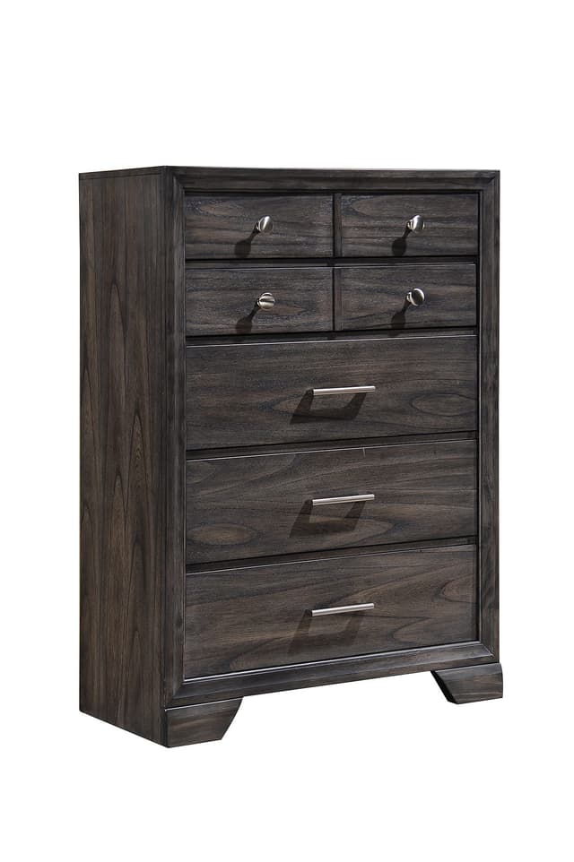 Jaymes Chest — photo 1
